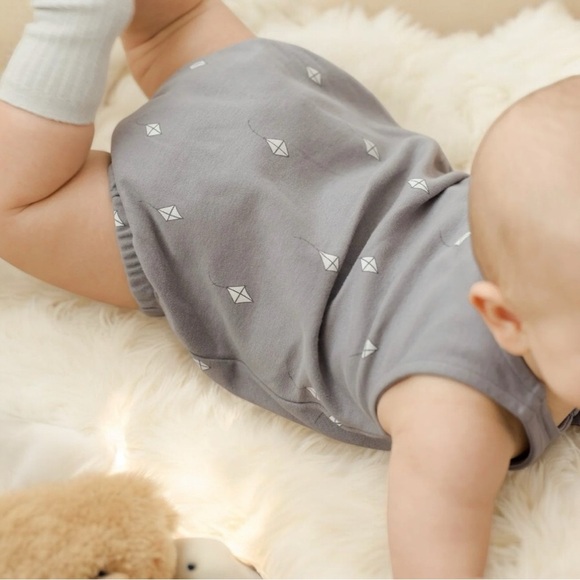 Quincy Mae Sleeveless Bubble Romper || Kites, Size 12-18 months, NWTS - Picture 7 of 7